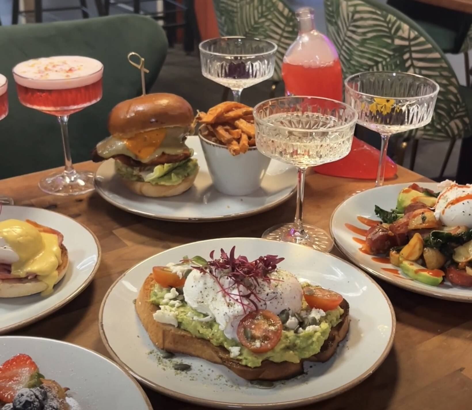 On The Hush Manchester | Voted Best Bottomless Brunch 2025 | On The Hush